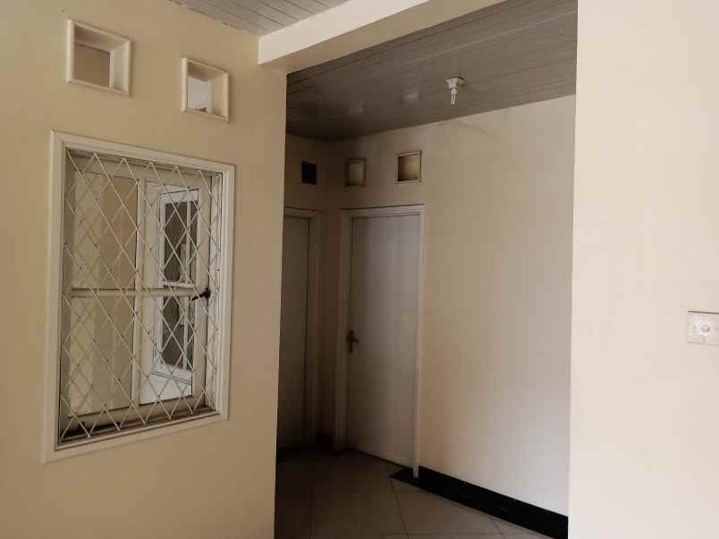 rumah murah strategis dalam komplek elite