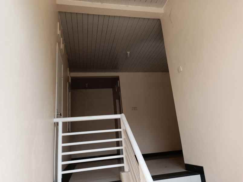 rumah murah strategis dalam komplek elite