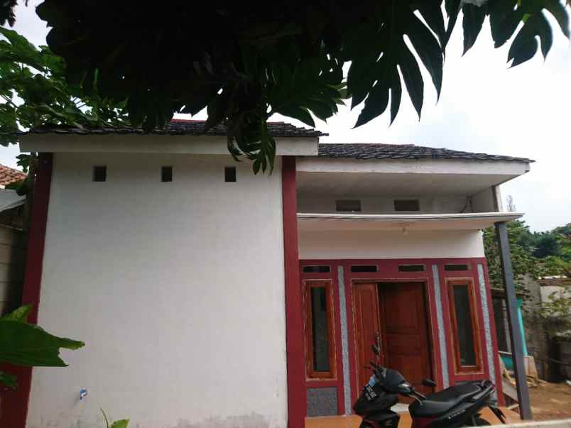 rumah paburuan cibinong bogor