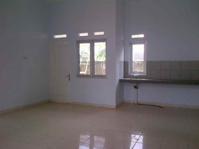 rumah perumahan victoria park jl