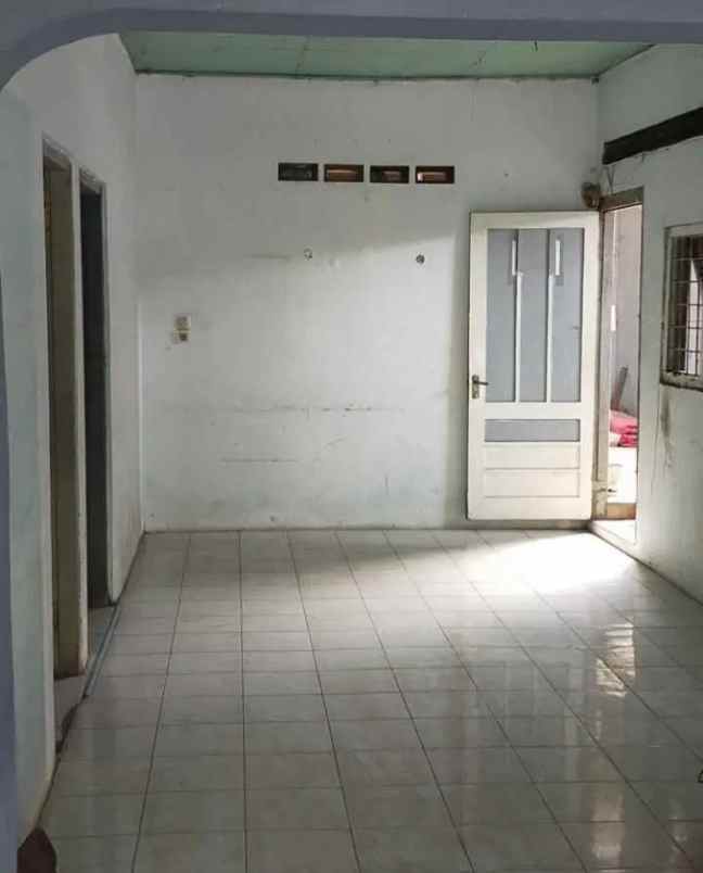 rumah puspogiwang semarang barat