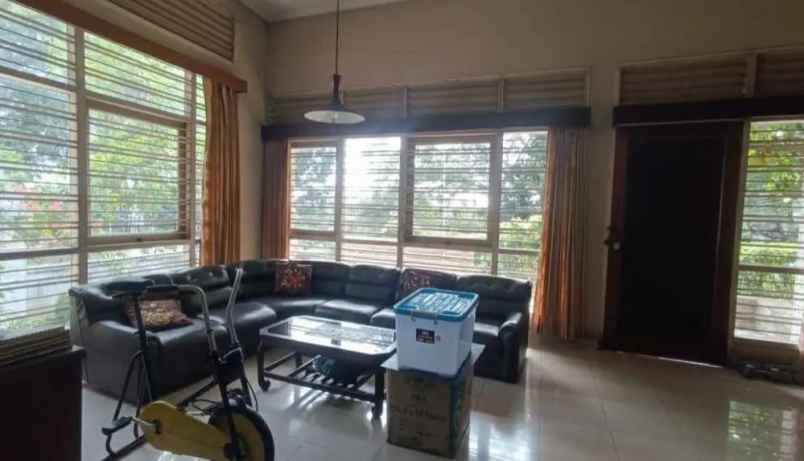 rumah ring 1 simpang 5 semarang