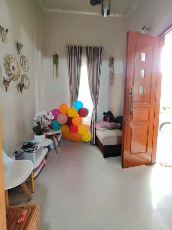 rumah second dalam cluster di ciracas jaktim