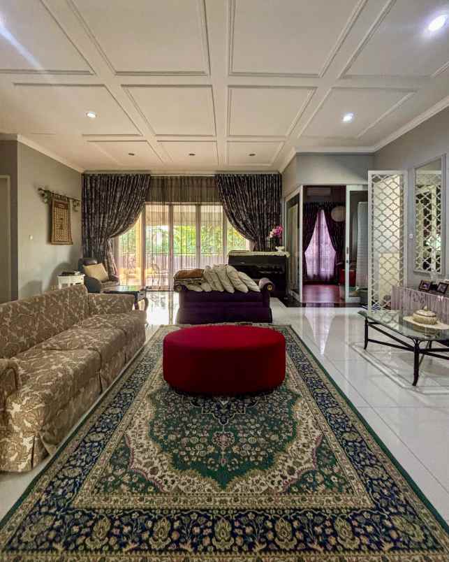 rumah second terawat siap huni di nusaloka bsd