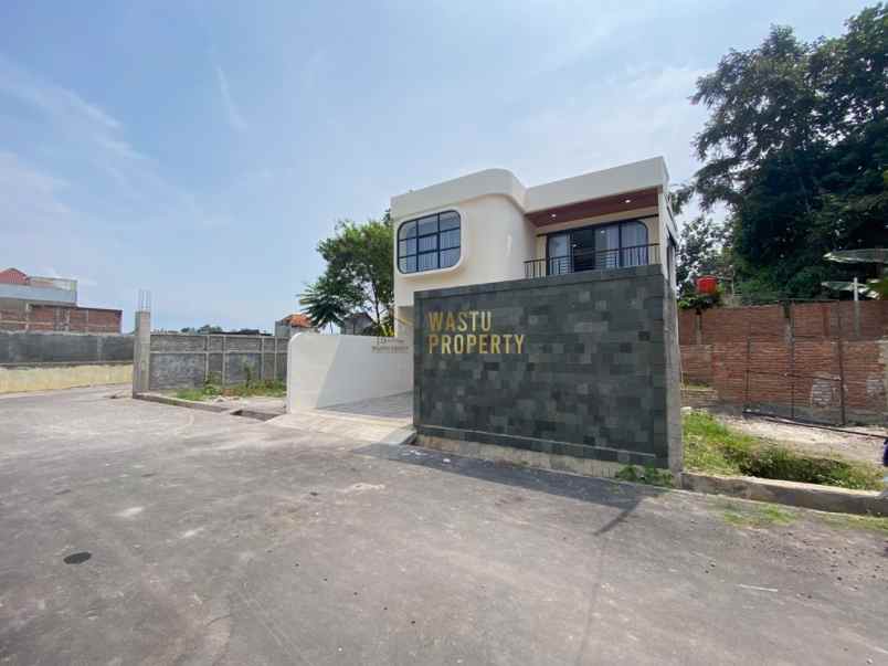 rumah semi villa di maguwoharjo sleman shm