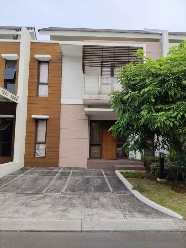 rumah siap huni cluster burgundy summarecon bekasi