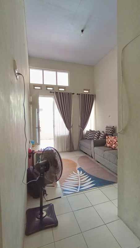 rumah siap huni di perumahan royal city jember