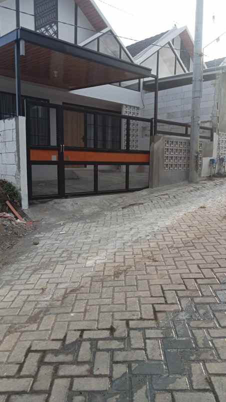 rumah siap huni di tasikmadu malang