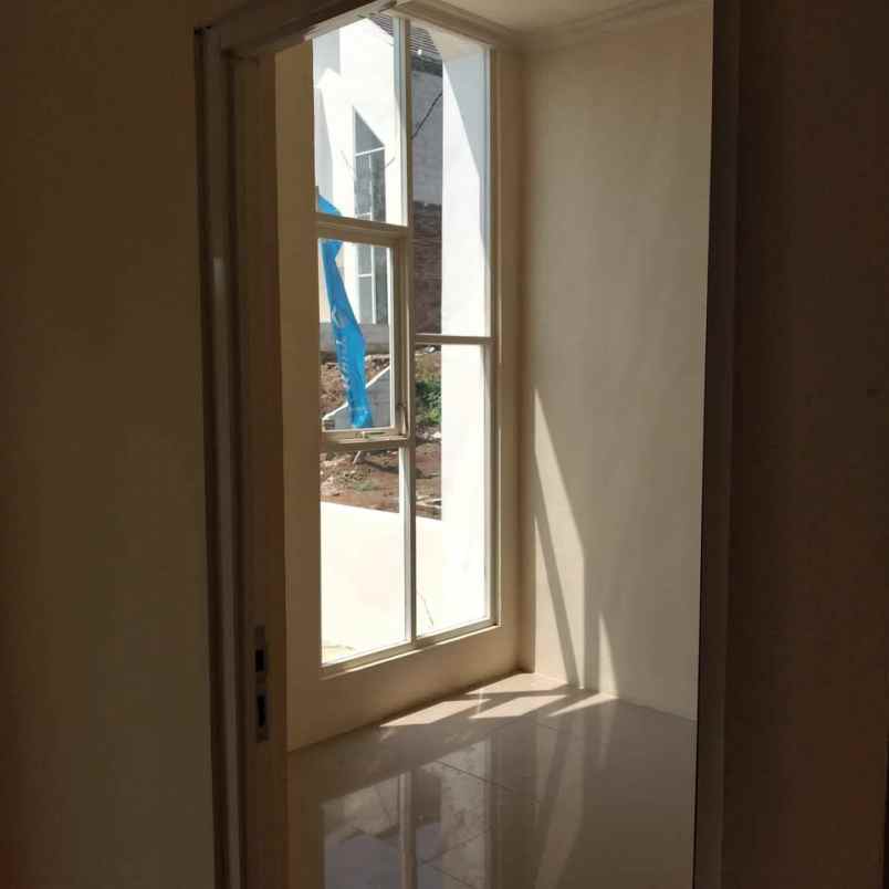 rumah siap huni lokasi dekat gor kota malang