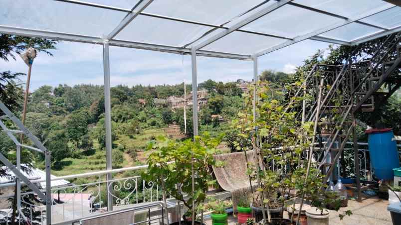 rumah siap huni terawat di soekarno hata kota bandung