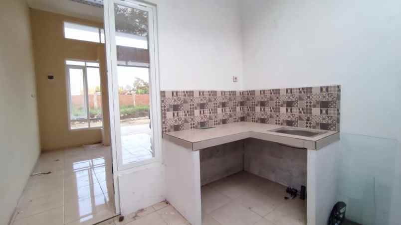 rumah strategis dekat exit tol asrikaton pakis bandara