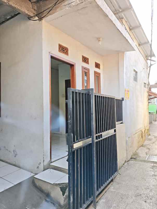 rumah sudah jd kos2an