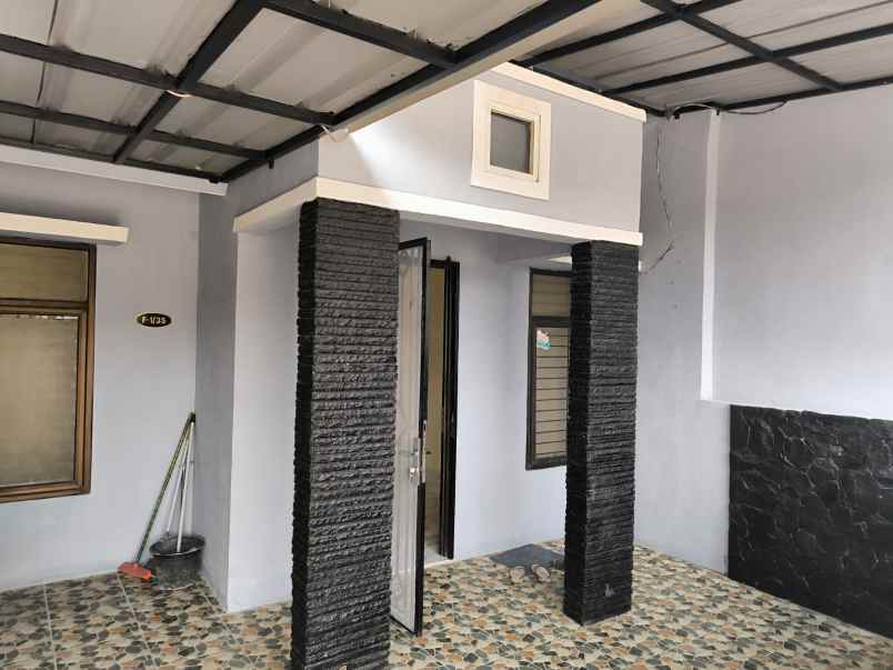 rumah sudah renovasi total didaerah cipondoh tangerang