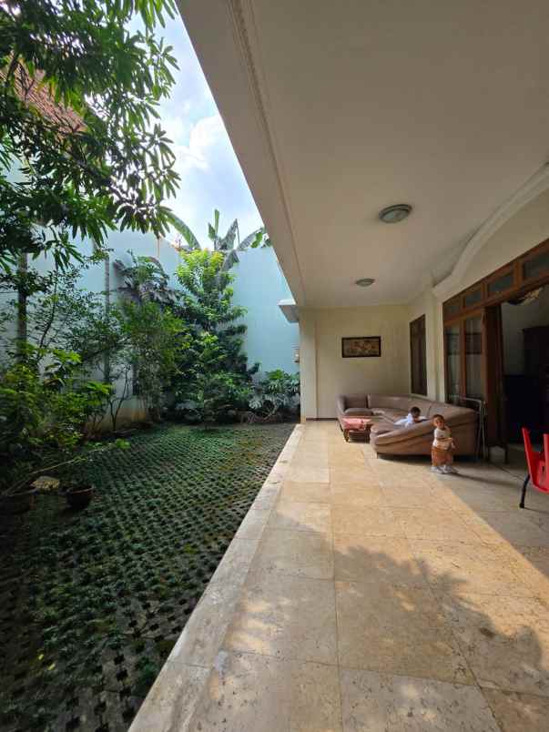 rumah tanah luas akses lebar di pondok kelapa