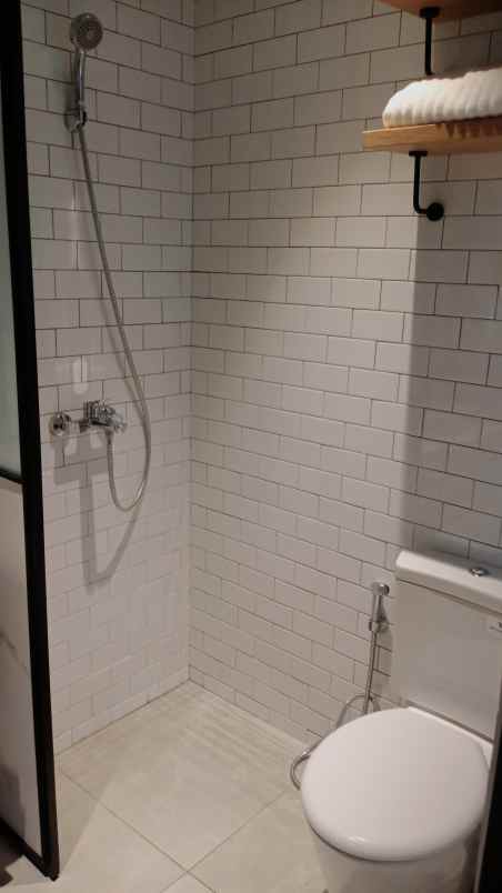 rumah uptown estate lippo cikarang