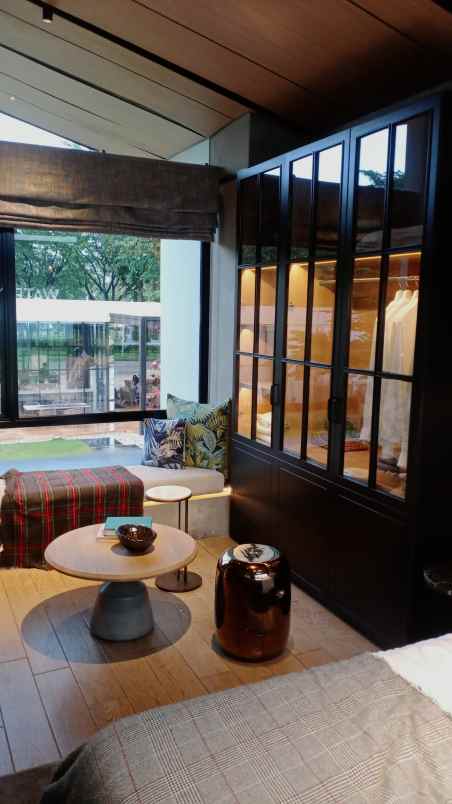 rumah uptown estate lippo cikarang