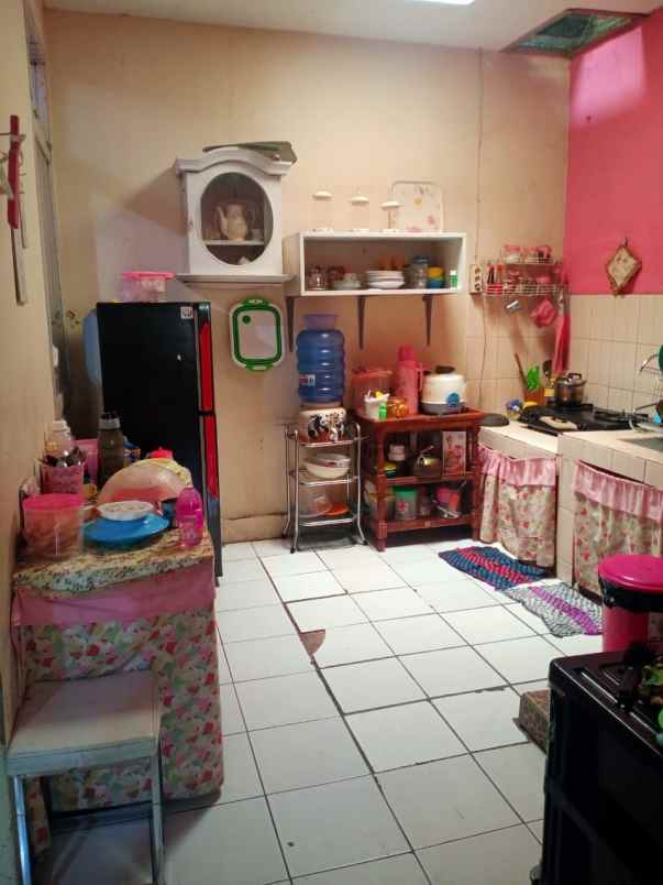 rumah villa nusa indah 3 bojong