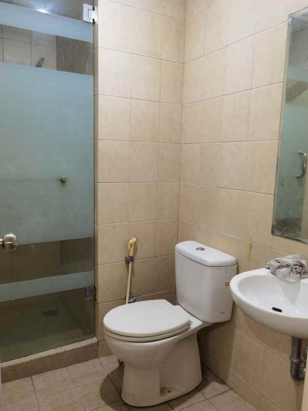 sewa apartemen mediterania marina ancol 1br
