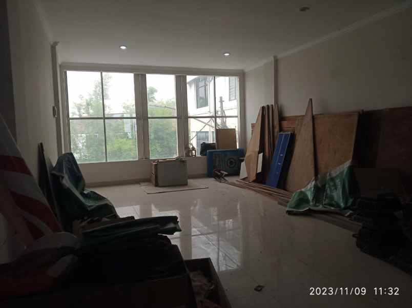 sewa ruko green ville duri kepa jak bar