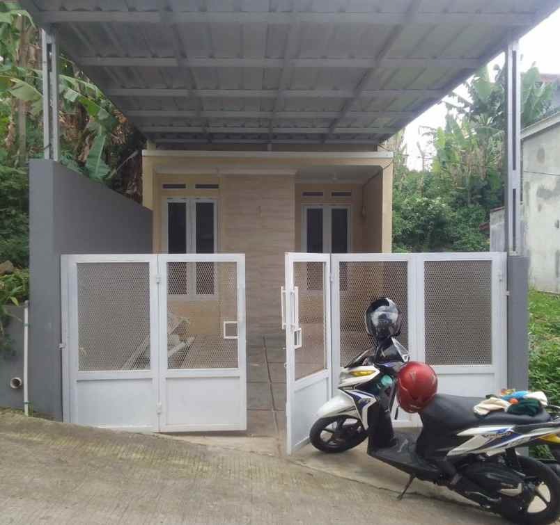 termurah dijual rumah siap huni di cluster cipageran