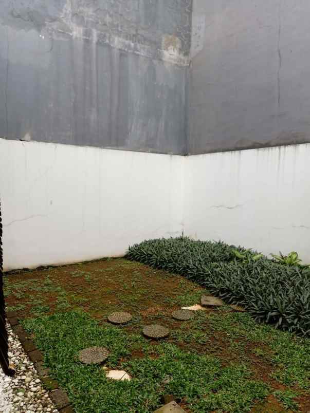 turun harha dijual rumah di citragran cibubur