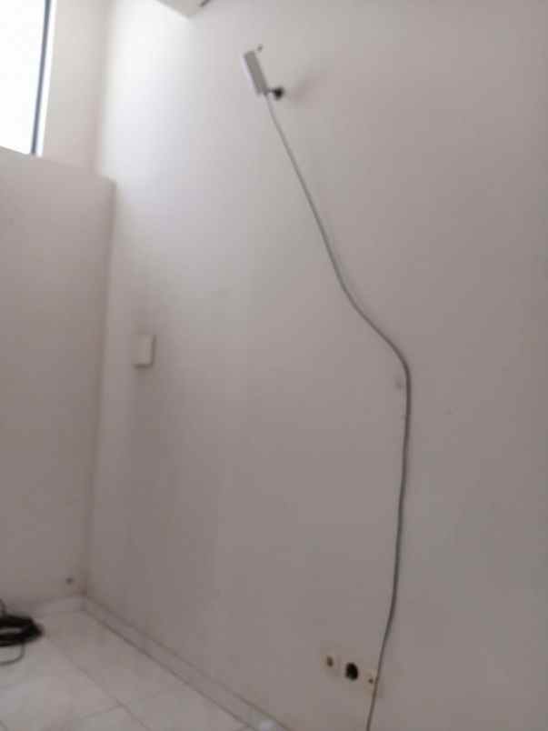 turun harha dijual rumah di citragran cibubur