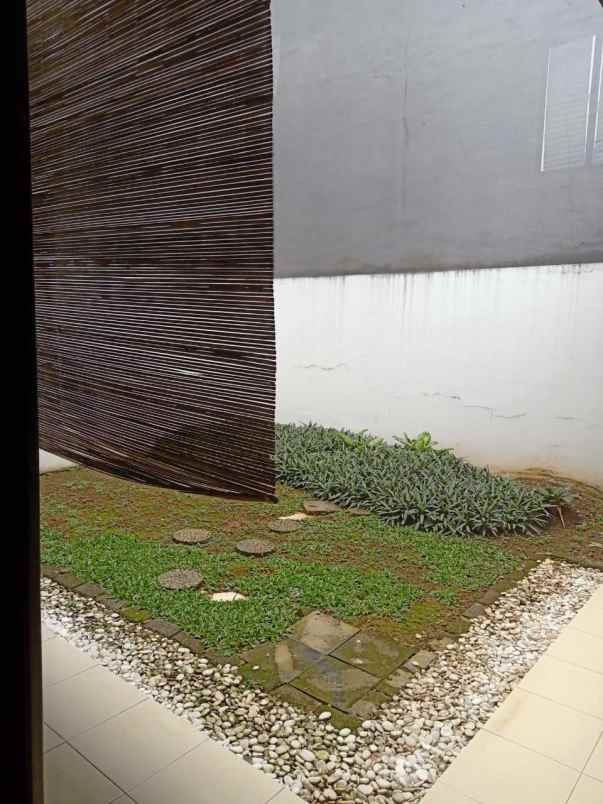 turun harha dijual rumah di citragran cibubur