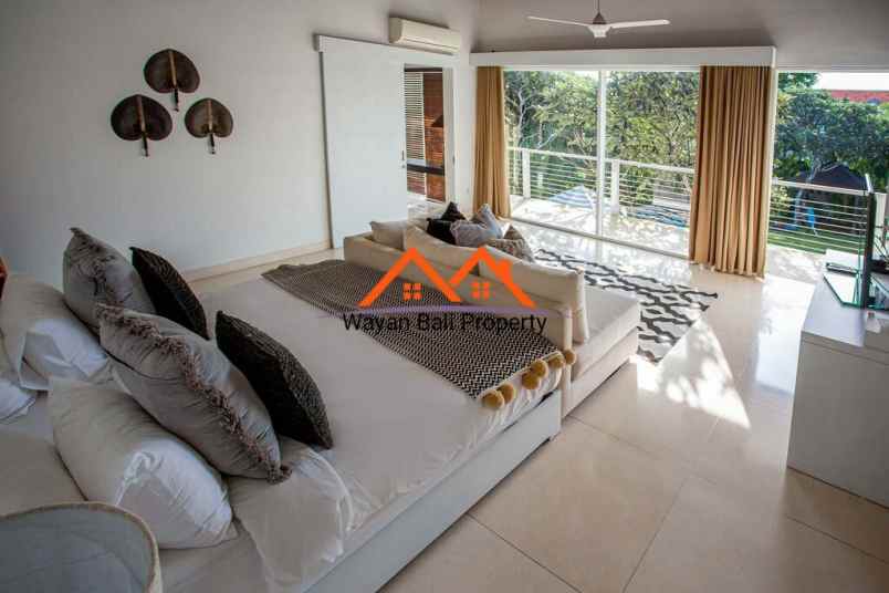 villa jalan bukit permai