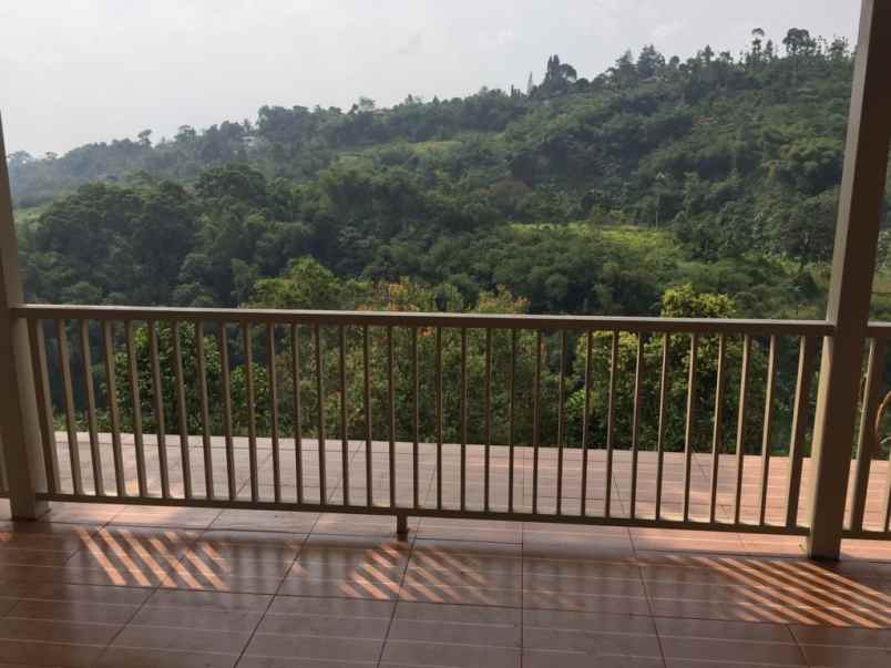 01 dijual villa cngik di panca wati ciawi bogor