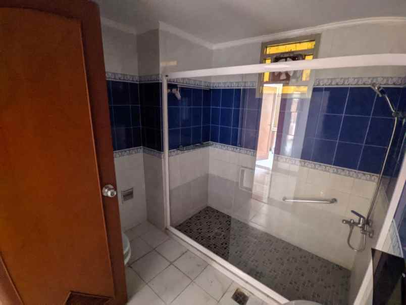 apartemen jln senen raya jakarta pusat