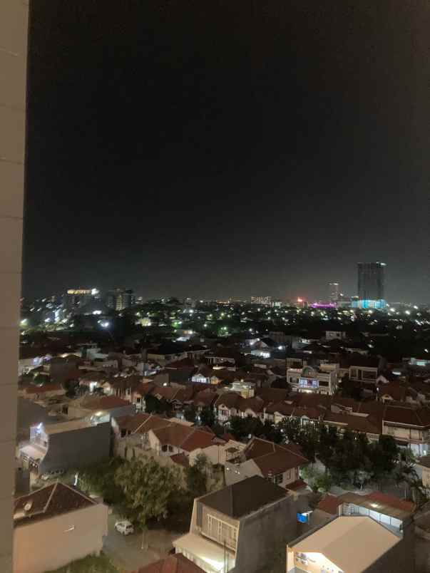 apartemen puncak dharmahusada dekat lift furnish