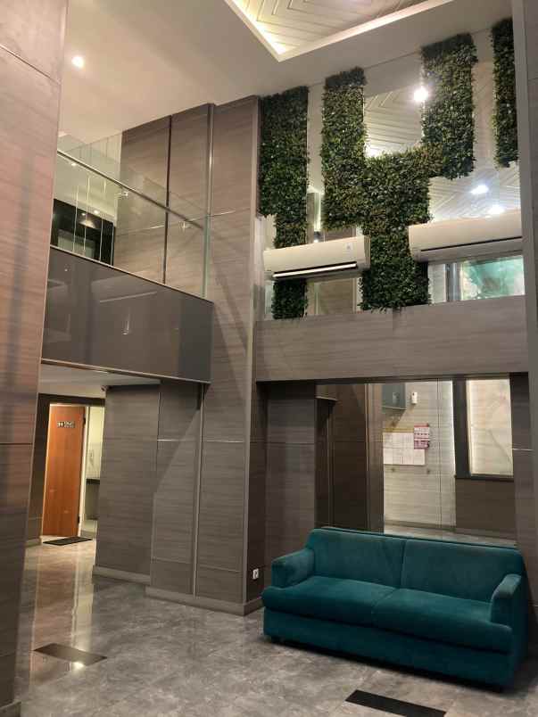 apartemen puncak dharmahusada dekat lift furnish