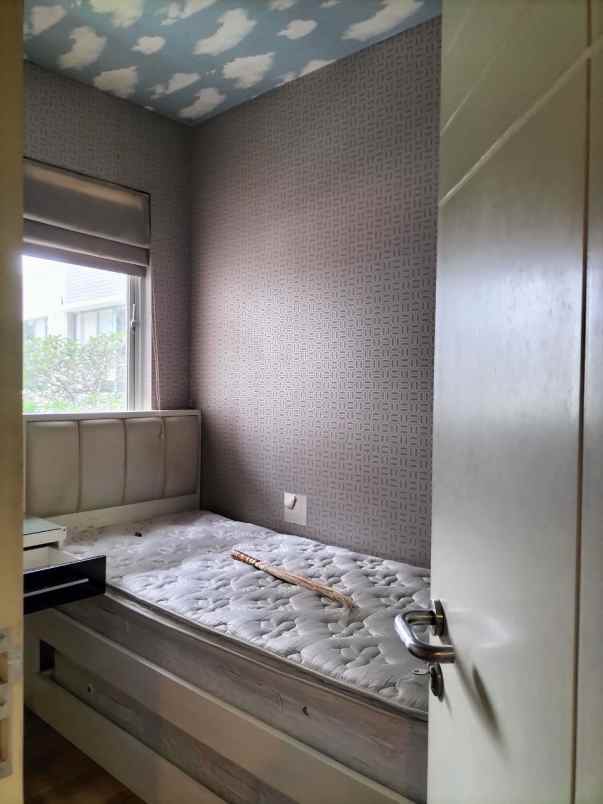 apartment east coast resident furnish