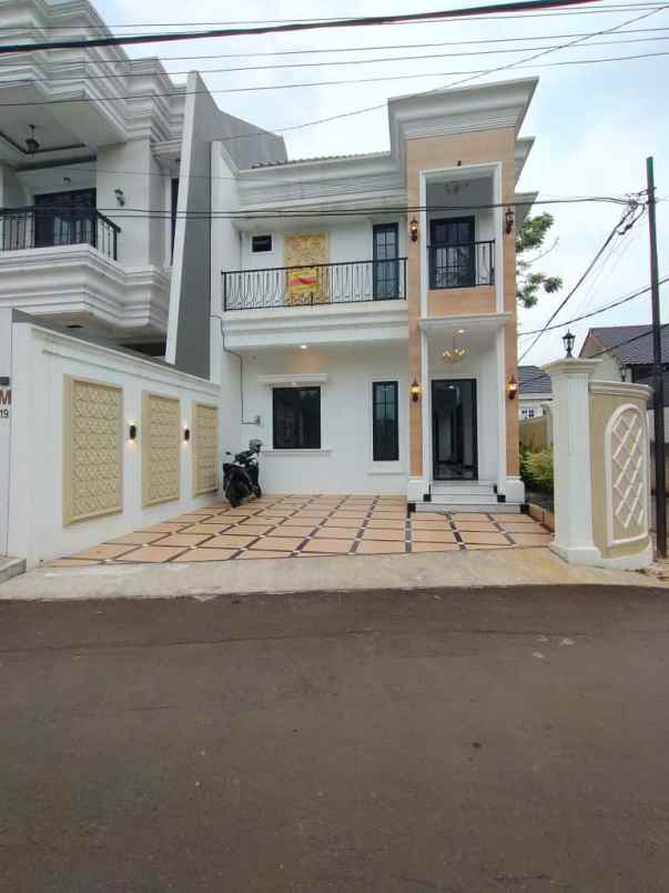 brand new house modern classic di jagakarsa jaksel