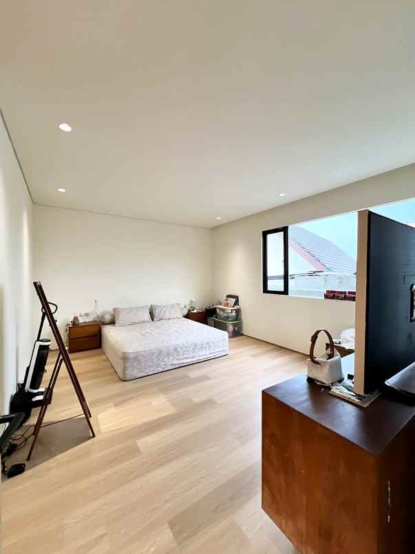 dekat mrt fatmawati rumah 3lt cinere estate siap huni