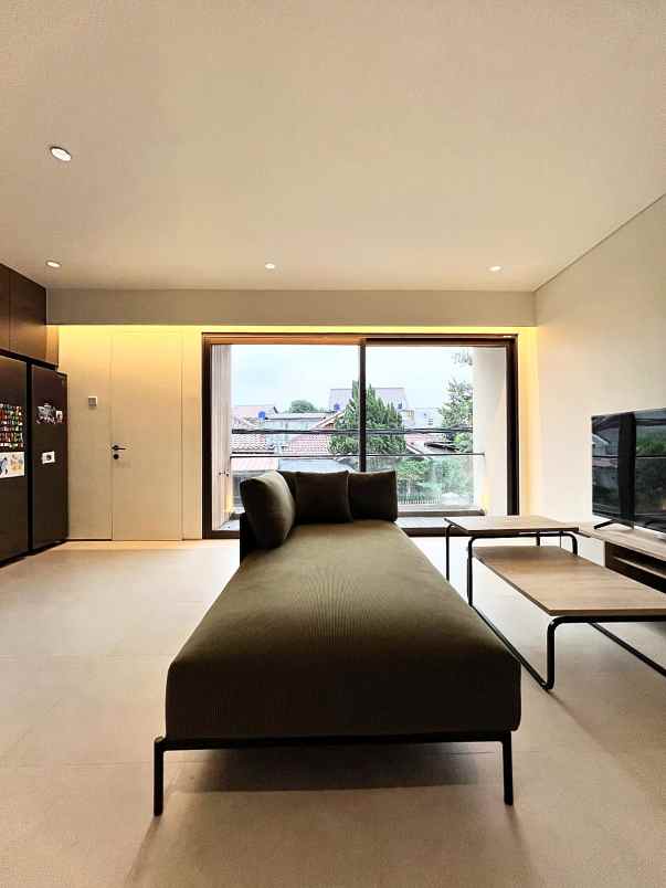 dekat mrt fatmawati rumah 3lt cinere estate siap huni