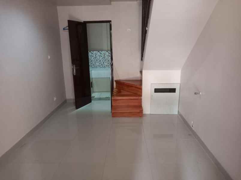 dijual cepat perumahan diamond golden