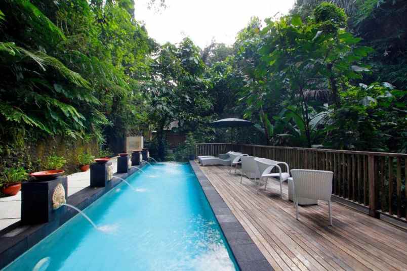 dijual hotel kenderan kec tengallalang
