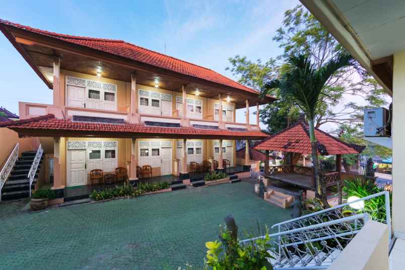dijual hotel raya uluwatu