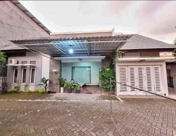 dijual kost pringwulung depok sleman