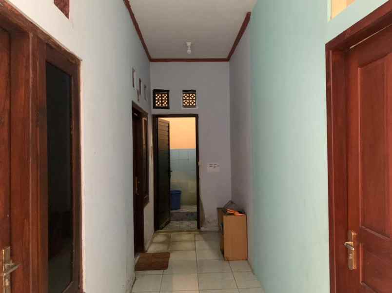 dijual kost puri seturan indah catur