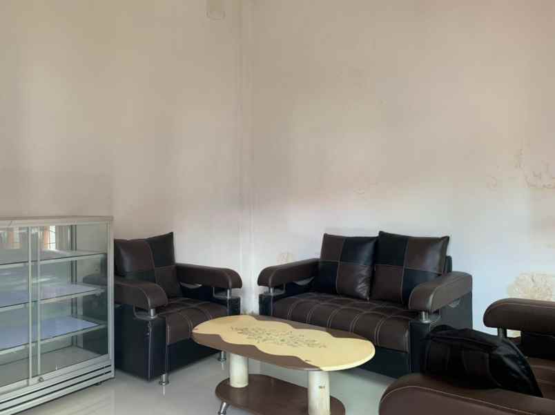 dijual kost puri seturan indah catur