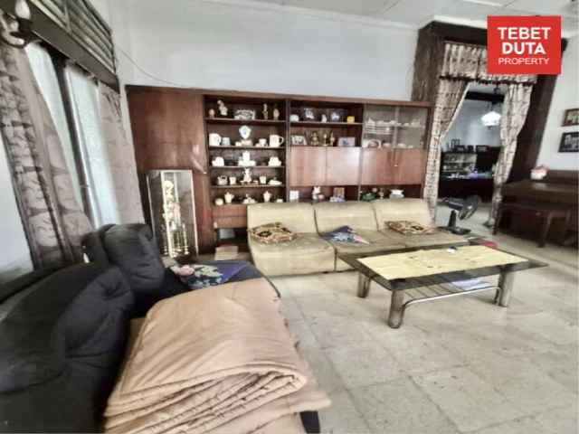 dijual kost tebet barat