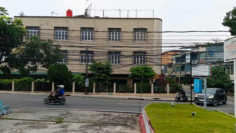 dijual ruko dan tanah persimpangan