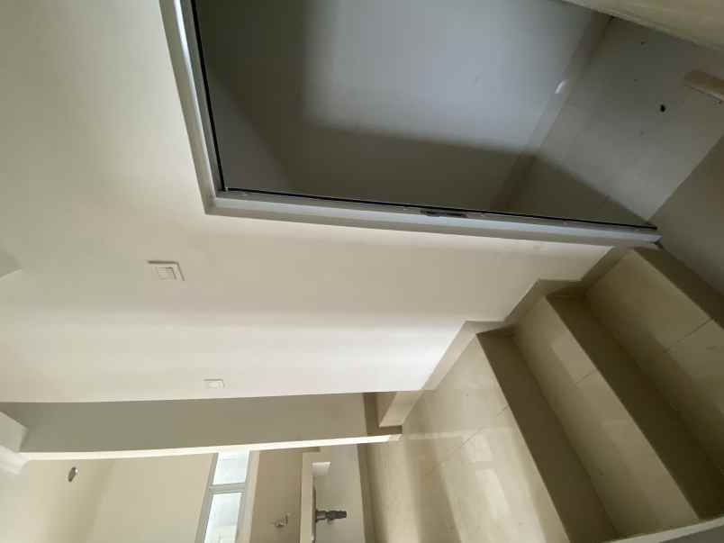 dijual ruko gudang kantor cluster malibu village