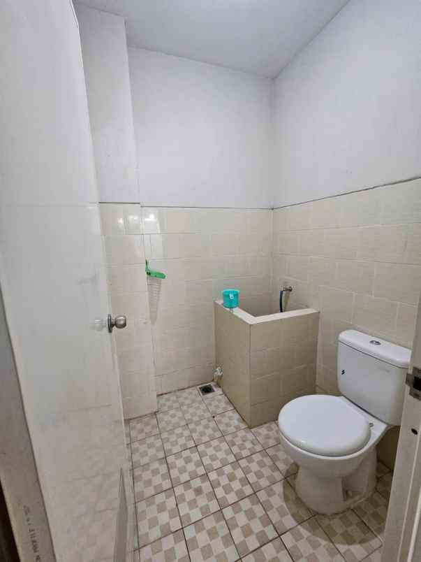 dijual ruko gudang kantor este square