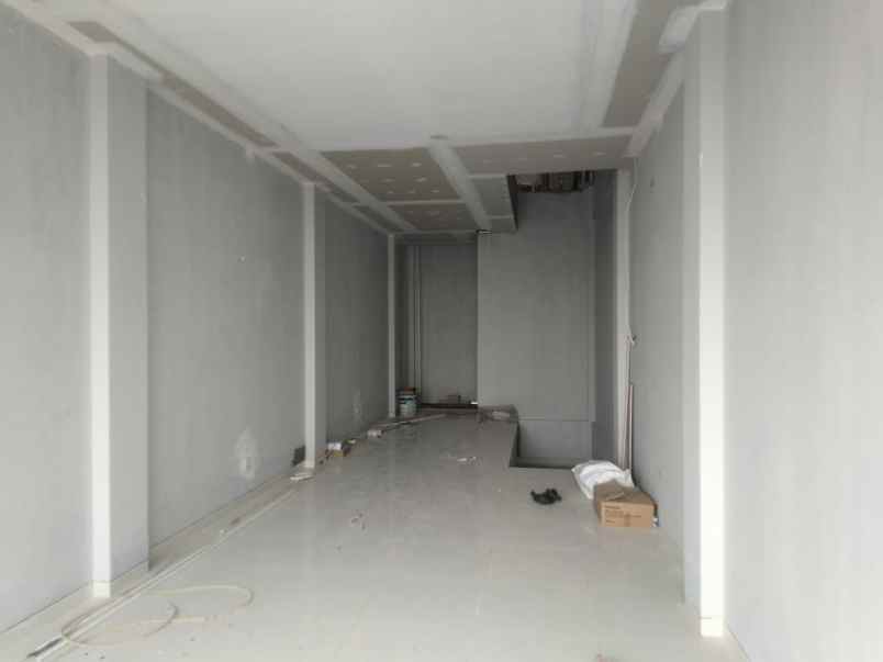 dijual ruko gudang kantor jalan karang tengah