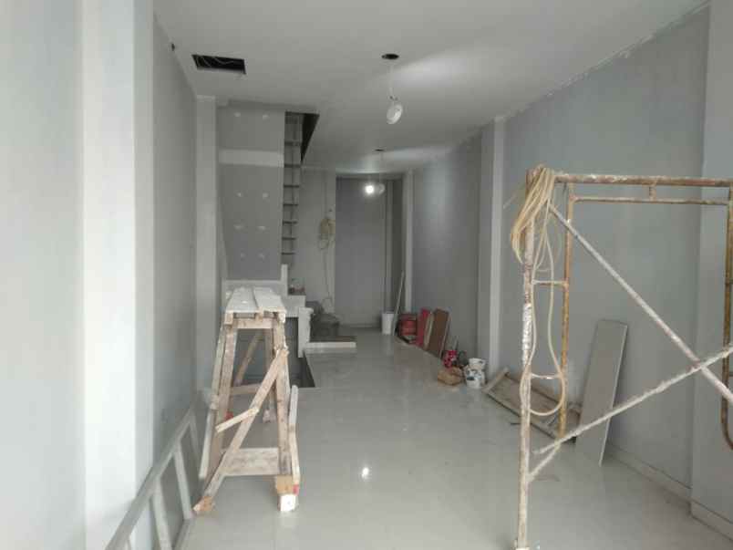 dijual ruko gudang kantor jalan karang tengah