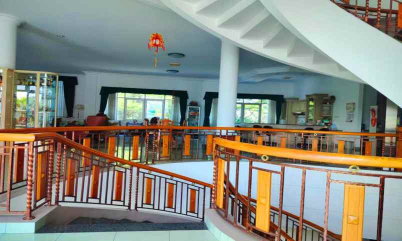 dijual ruko gudang kantor jalan soekarno hatta