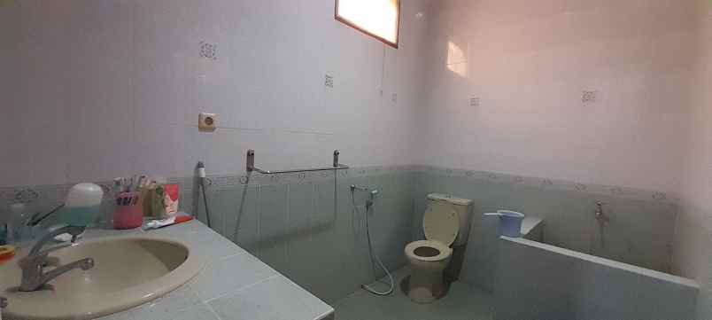 dijual ruko gudang kantor jatiwaringin pondok gede